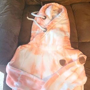 Cute and cozy pullover, hooded sweatshirt!